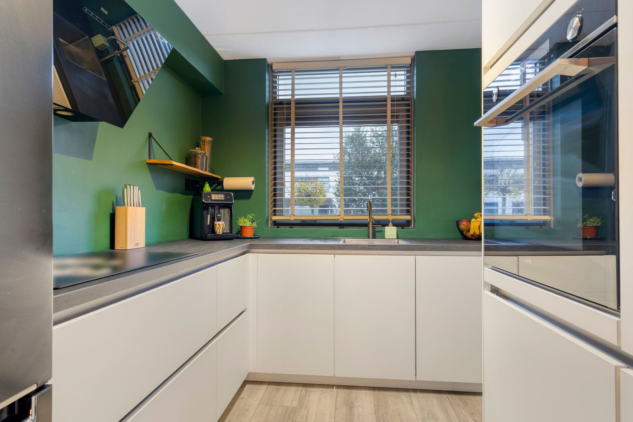 Photo 15 of Waterhoen 13