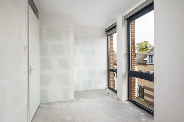 Photo 9 of Kromhout 49-C