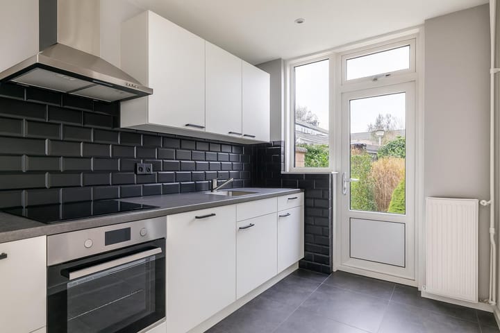 Foto 42 van de Lairessestraat 24