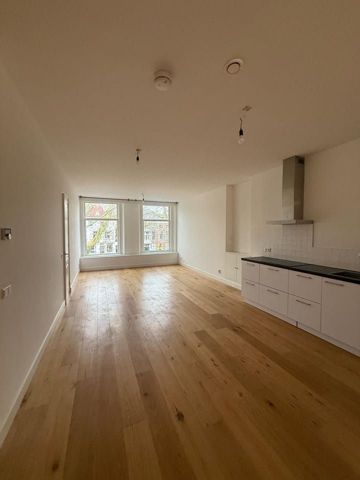 Photo 4 of Bemuurde Weerd O.Z. 28-C