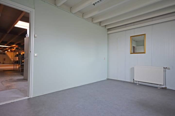 Photo 16 of Lageweg 8