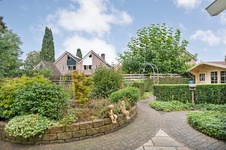 Photo 36 of Elskamp 34