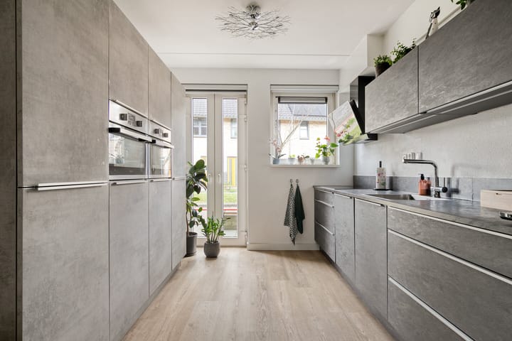 Foto 6 van Dotterbloemhof 84