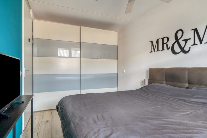 Foto 12 van Dotterbloemhof 84