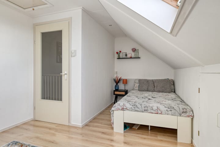 Foto 20 van Dotterbloemhof 84