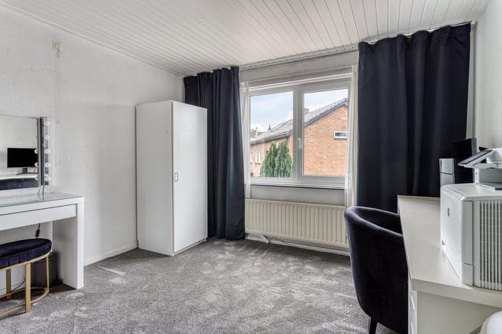 Photo 19 of Veldweg 4