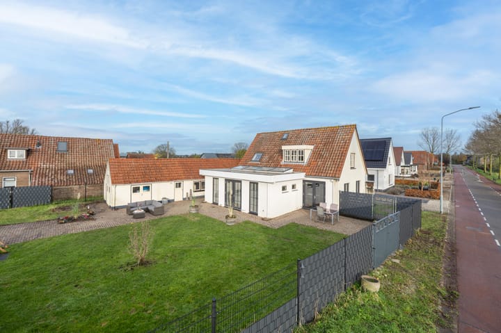 Photo 3 of Florastraat 1