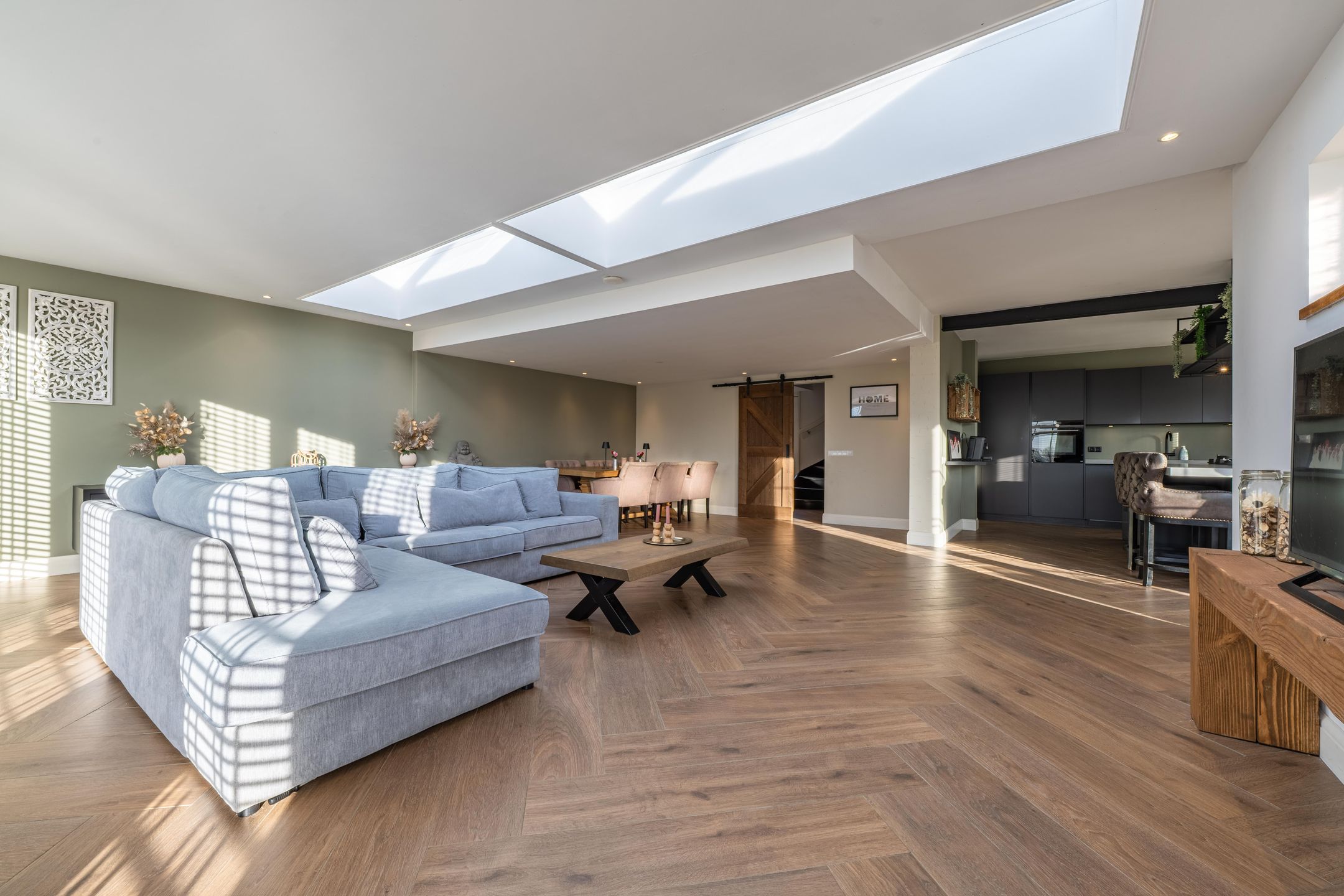 Foto 12 van Florastraat 1