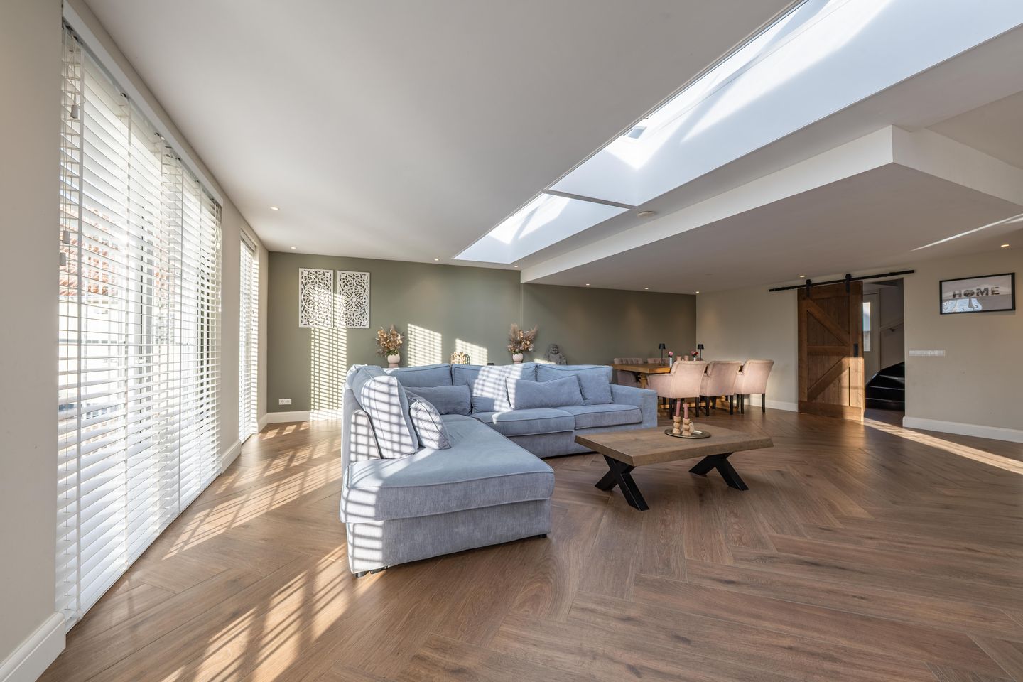 Foto 14 van Florastraat 1