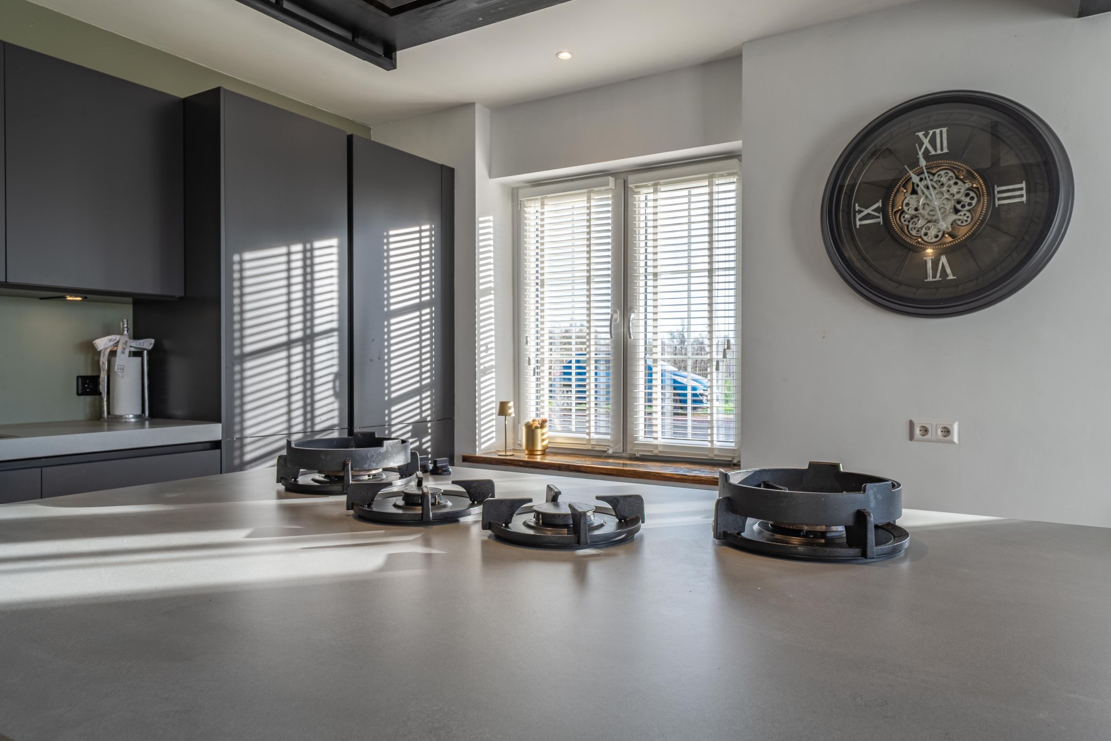 Foto 36 van Florastraat 1