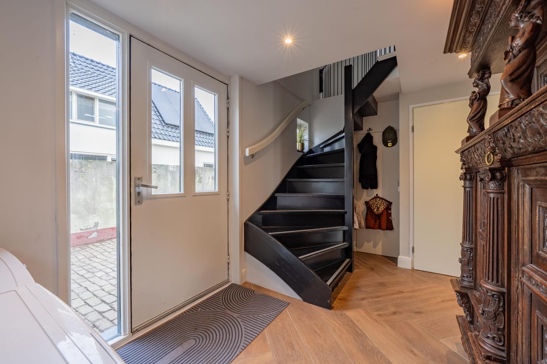 Foto 43 van Florastraat 1