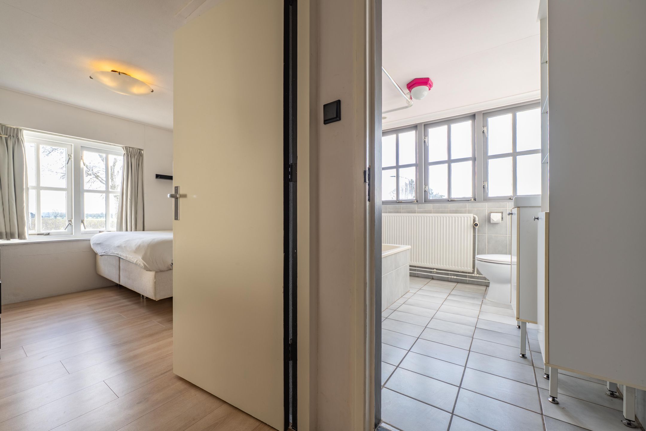 Foto 54 van Florastraat 1