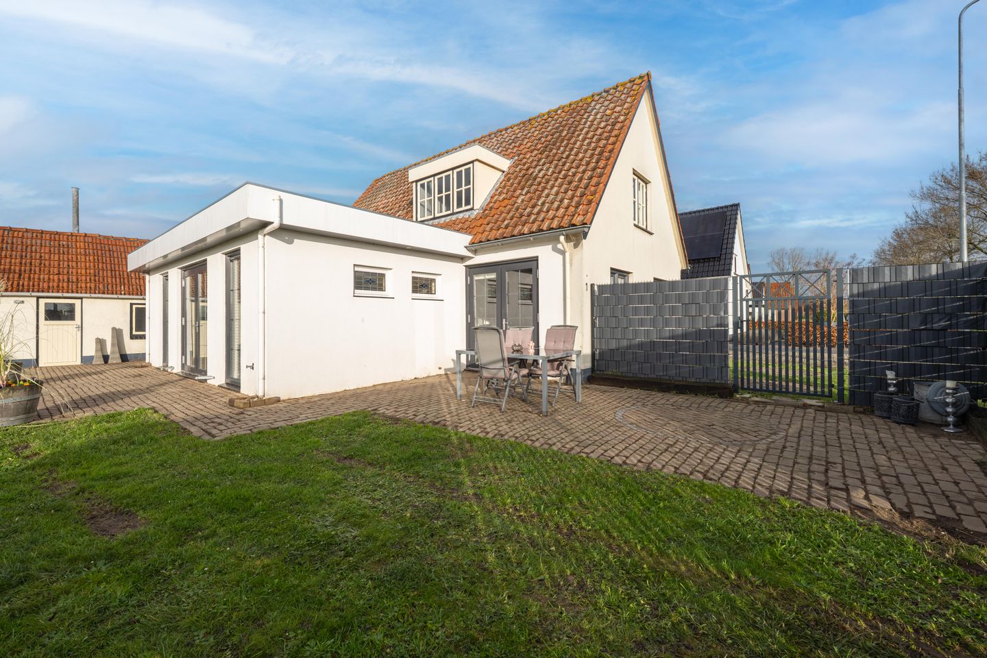 Foto 74 van Florastraat 1