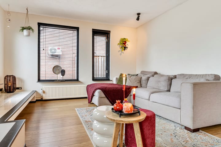 Photo 4 of Donkbeemd 41