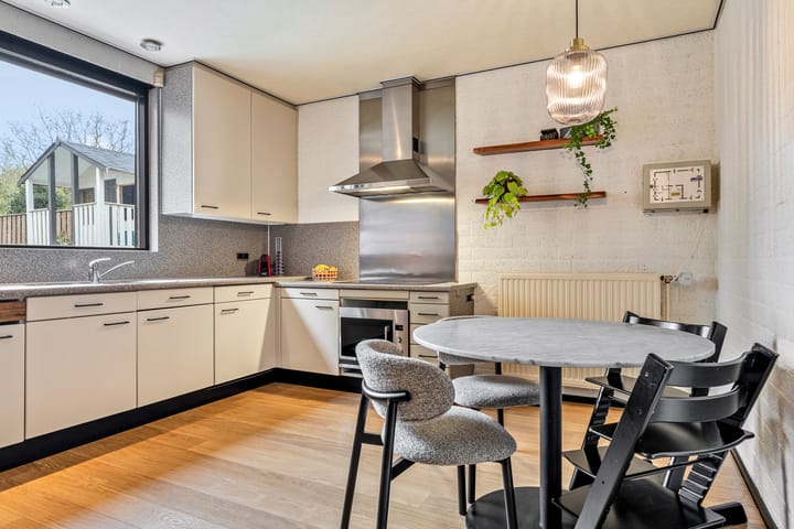 Photo 10 of Donkbeemd 41