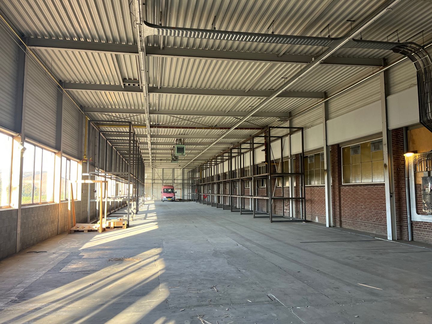 View photo 5 of Beversestraat 8-10