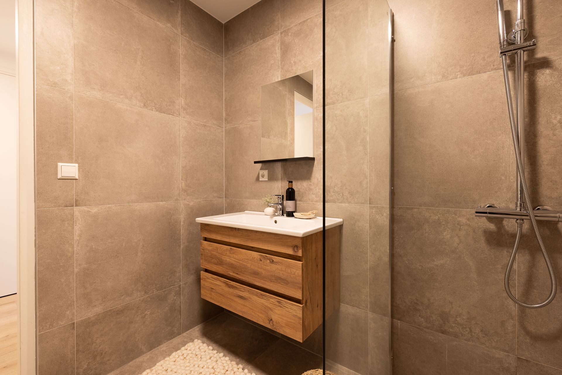 Foto 9 van Tamboerstraat 13-A01