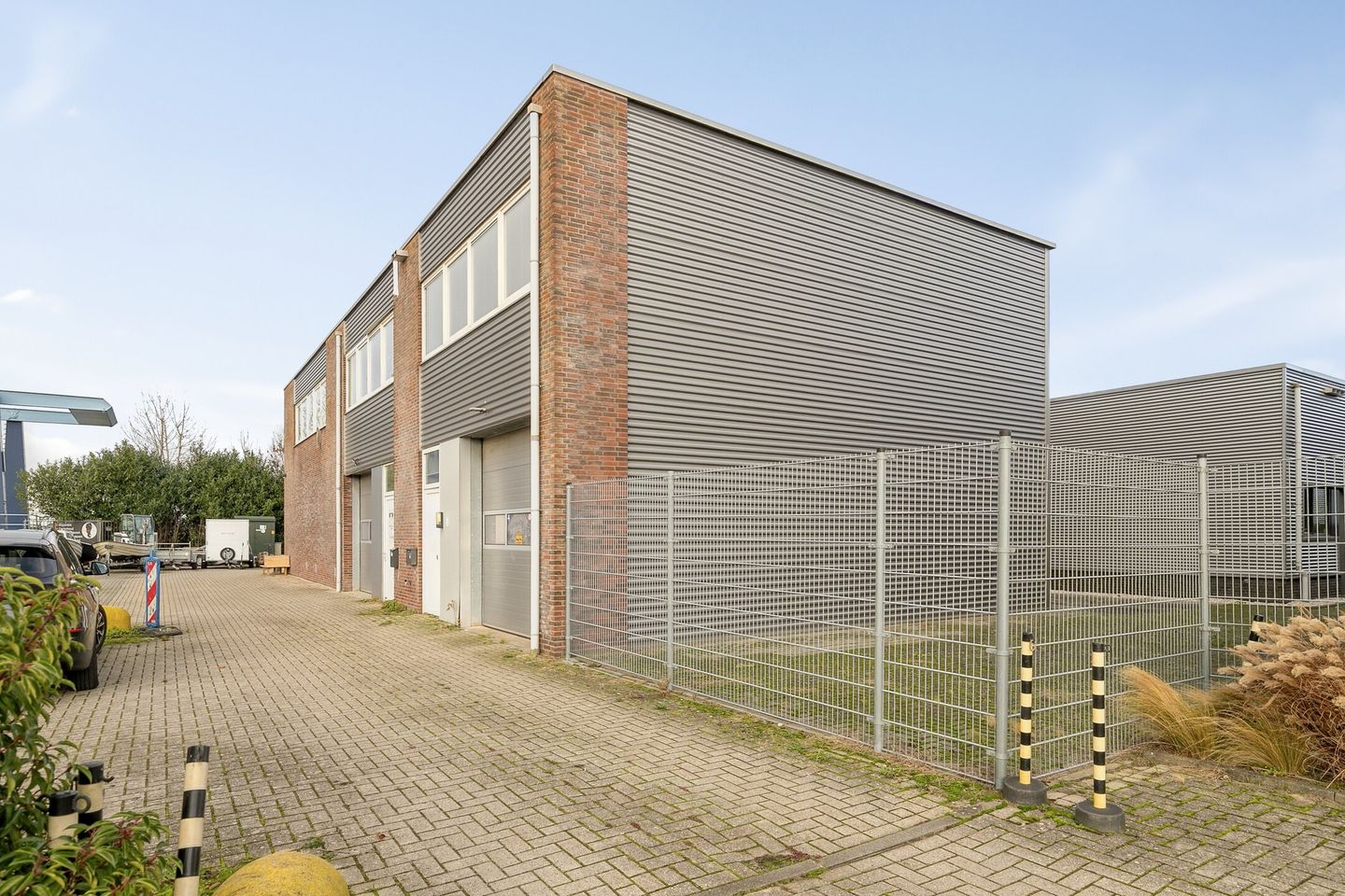 View photo 1 of Smidskade 10