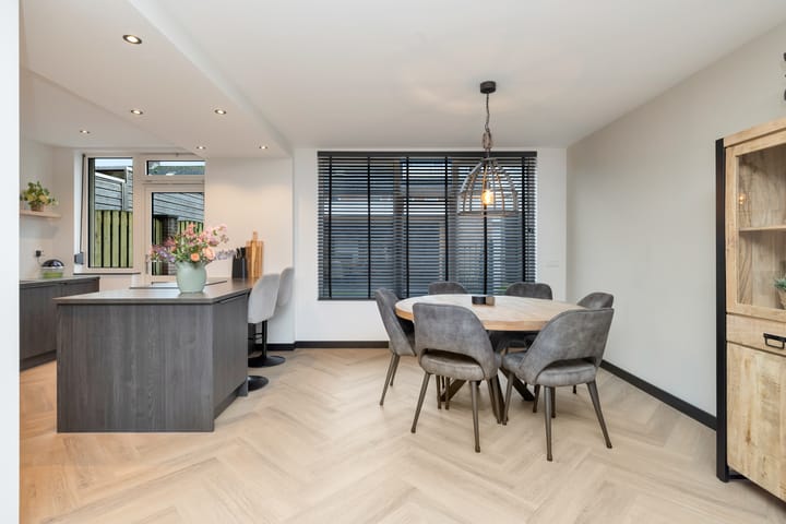 Photo 16 of Pastoor van Hapertstraat 8