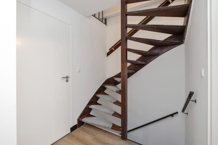 Photo 37 of Pastoor van Hapertstraat 8