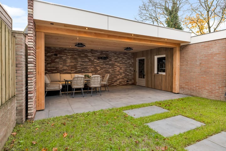 Photo 46 of Pastoor van Hapertstraat 8