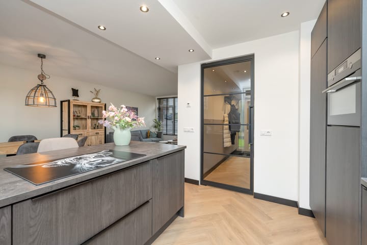 Photo 22 of Pastoor van Hapertstraat 8