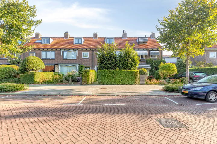 Photo 42 of Burgemeester Le Fèvre de Montignylaan 171