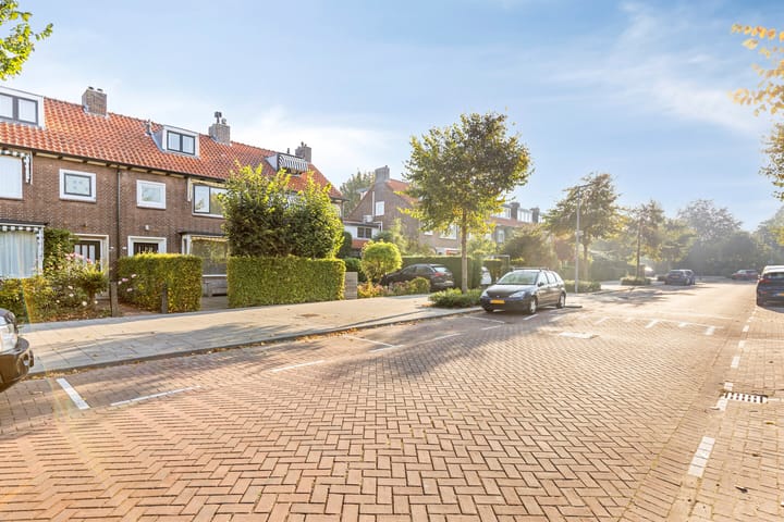 Photo 44 of Burgemeester Le Fèvre de Montignylaan 171