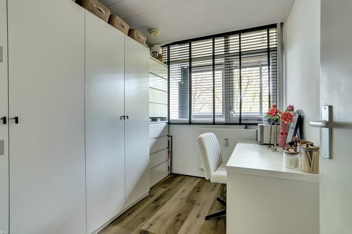 Photo 11 of Mozartlaan 353