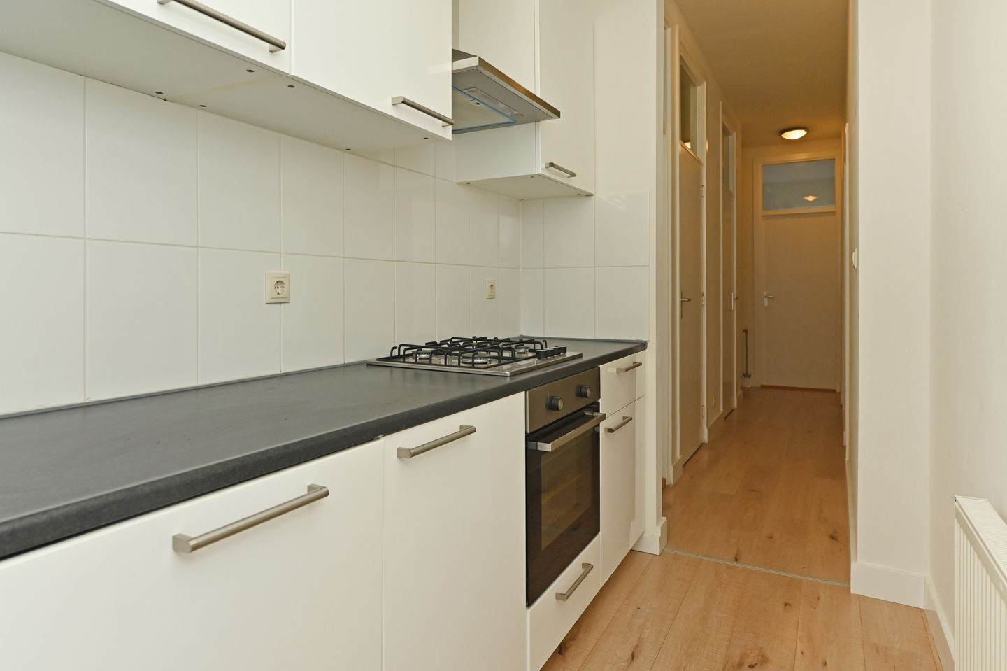 Photo 14 of Van Musschenbroekstraat 143