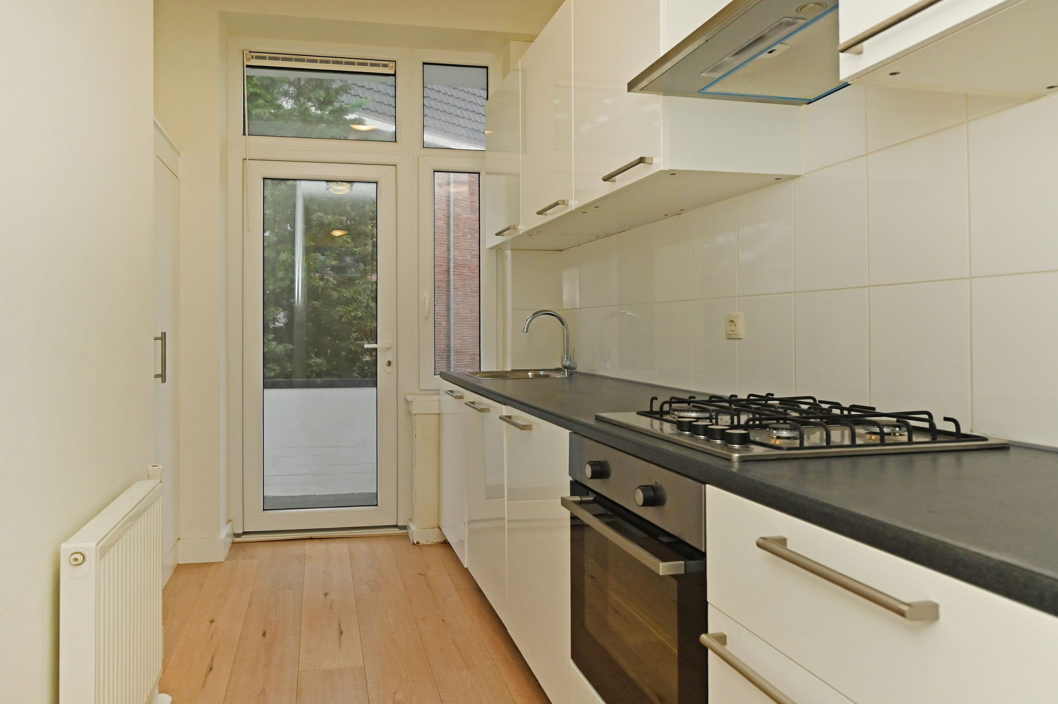 Photo 15 of Van Musschenbroekstraat 143