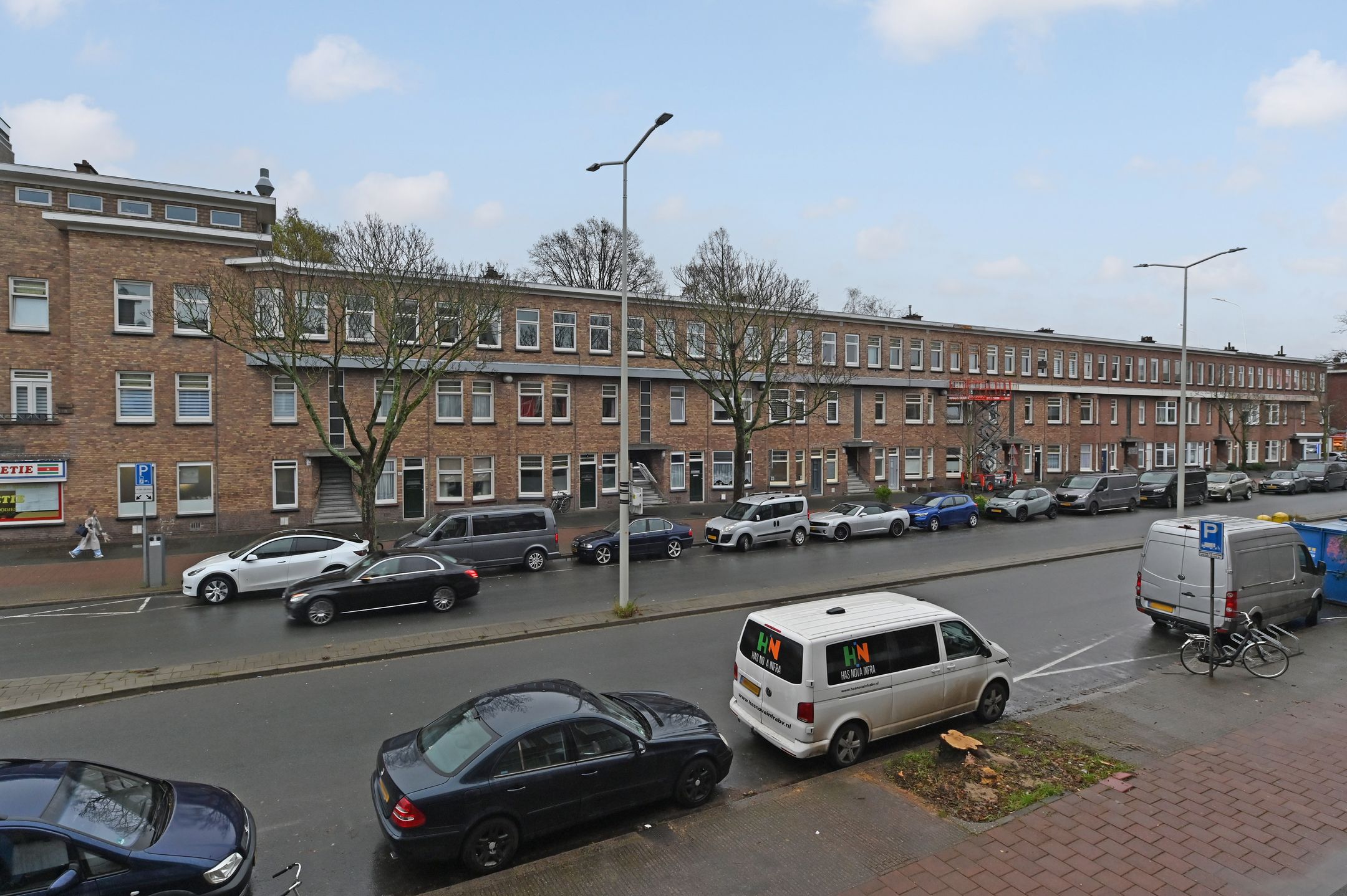 Photo 18 of Van Musschenbroekstraat 143