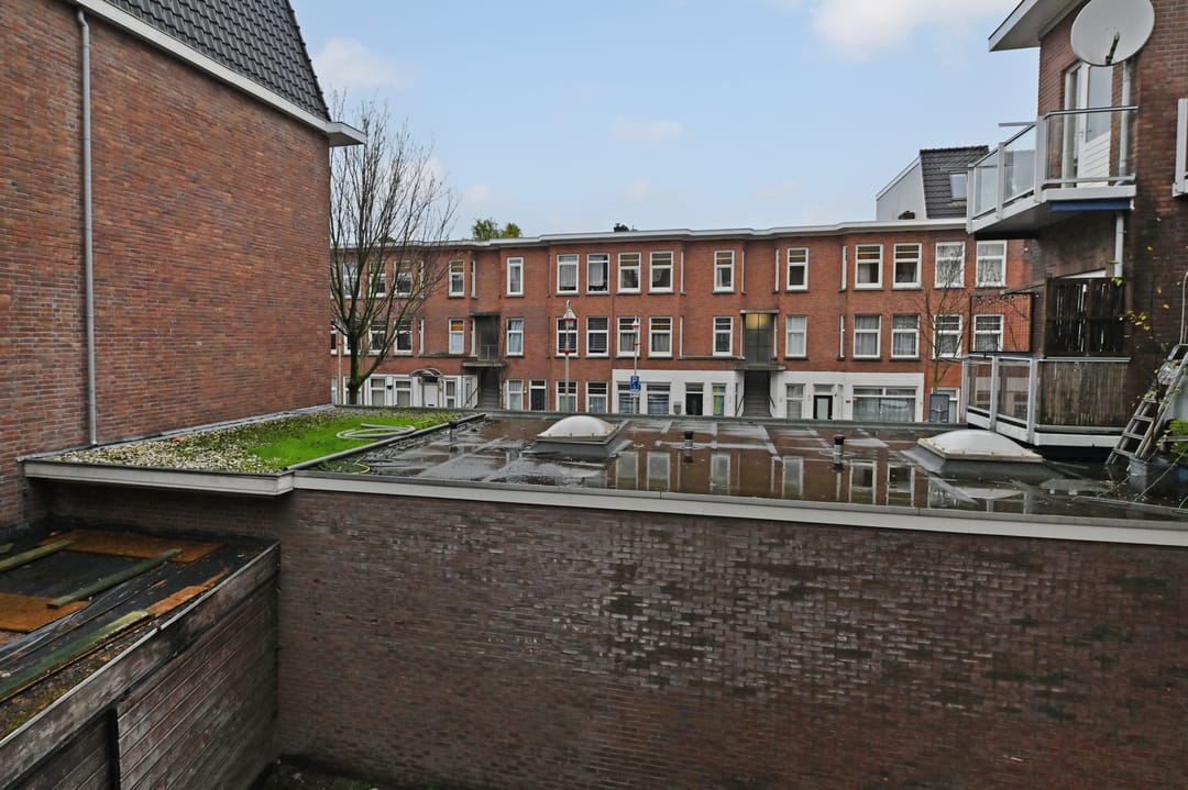 Photo 22 of Van Musschenbroekstraat 143