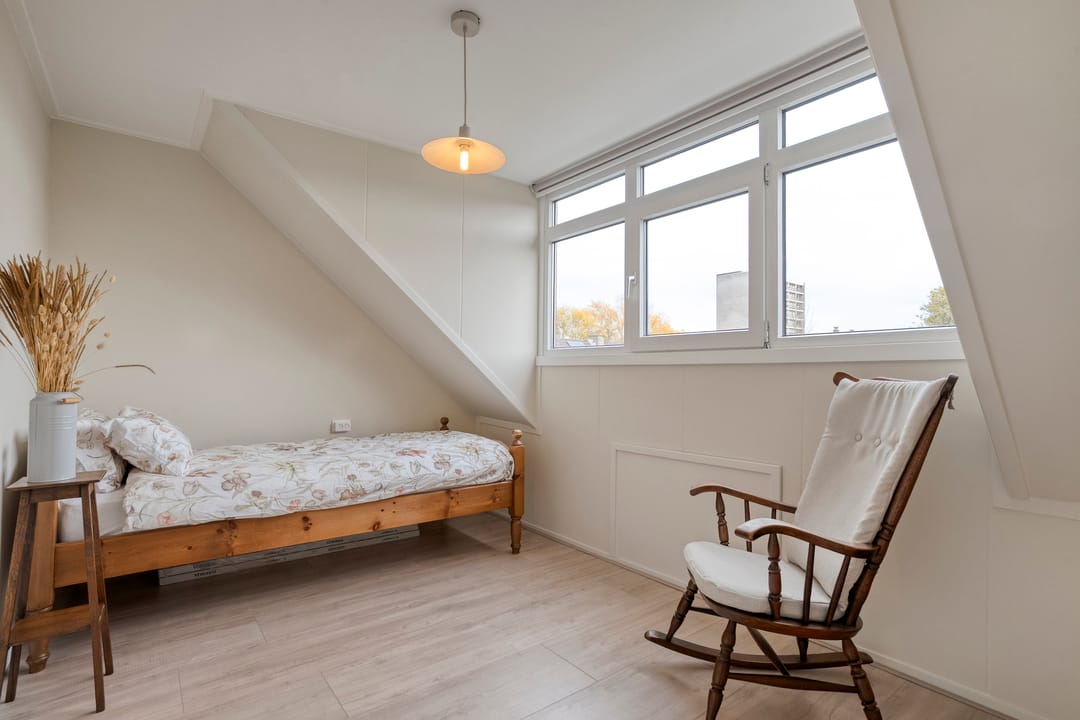 Photo 31 of H Roland Holststraat 9