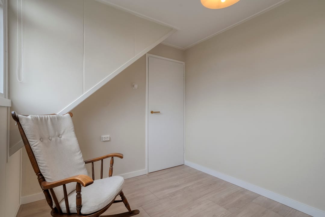 Photo 32 of H Roland Holststraat 9