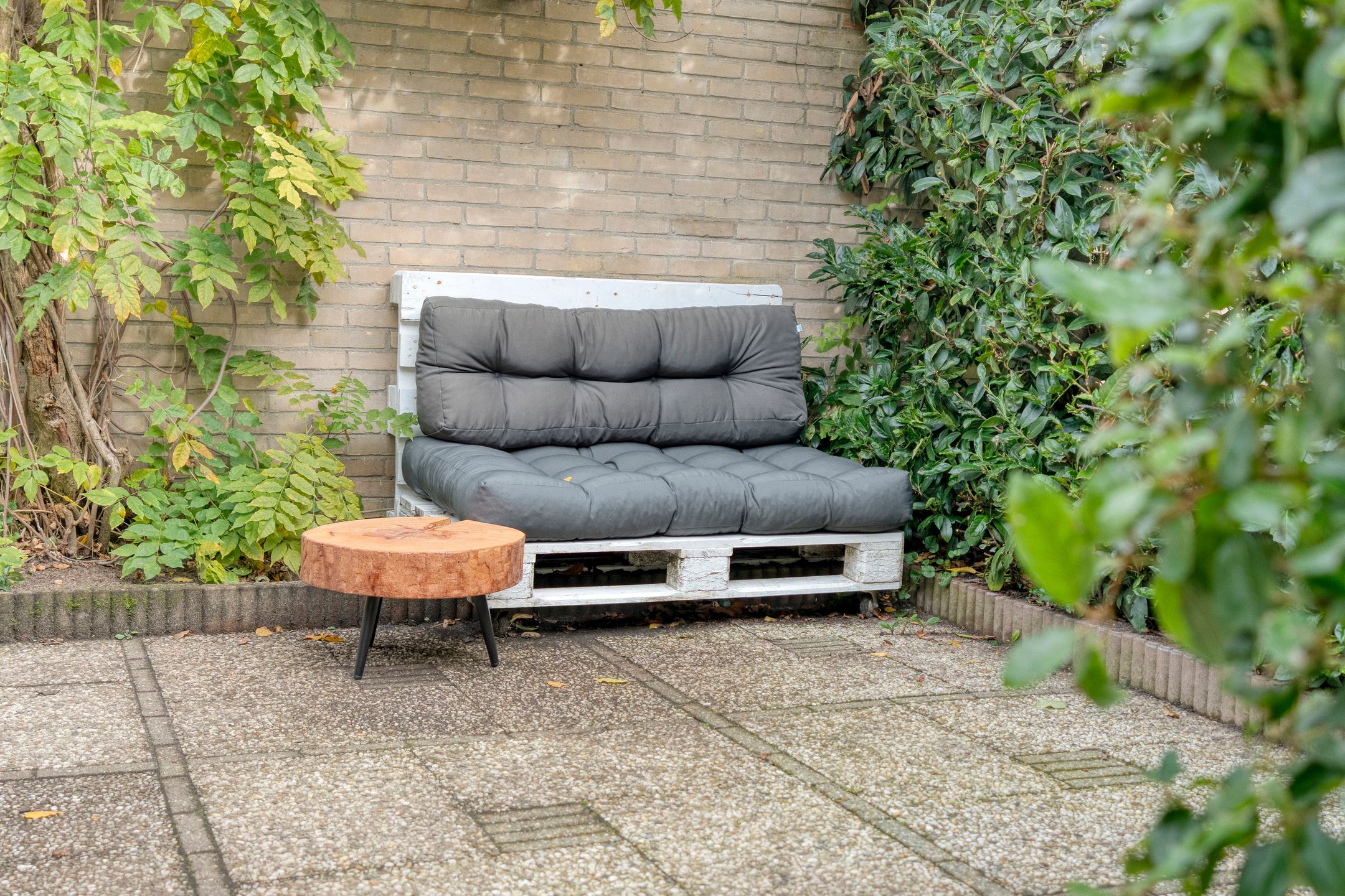 Photo 42 of H Roland Holststraat 9