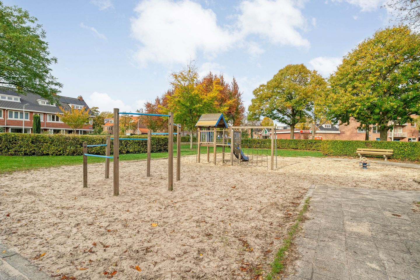 Photo 44 of H Roland Holststraat 9