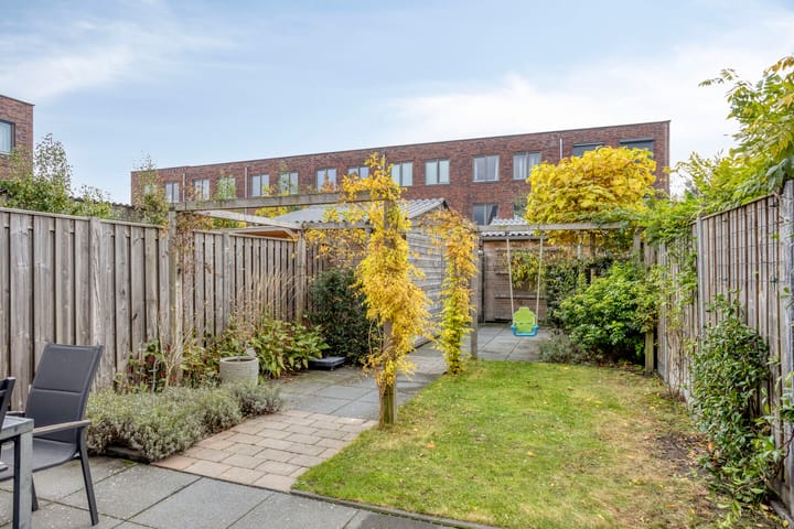 Photo 5 of Otto Sternstraat 9