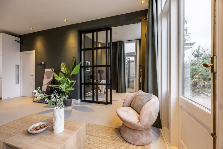 Photo 5 of Kostverlorenstraat 7