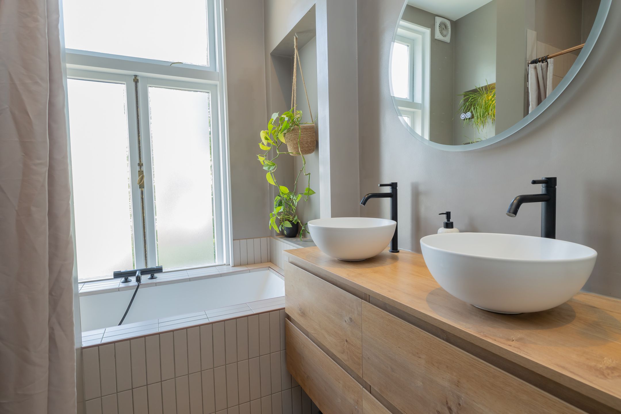 Photo 24 of Kostverlorenstraat 7