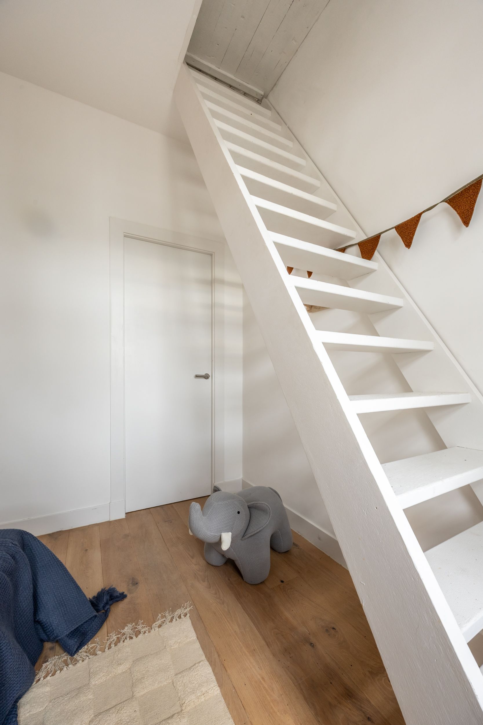 Photo 27 of Kostverlorenstraat 7