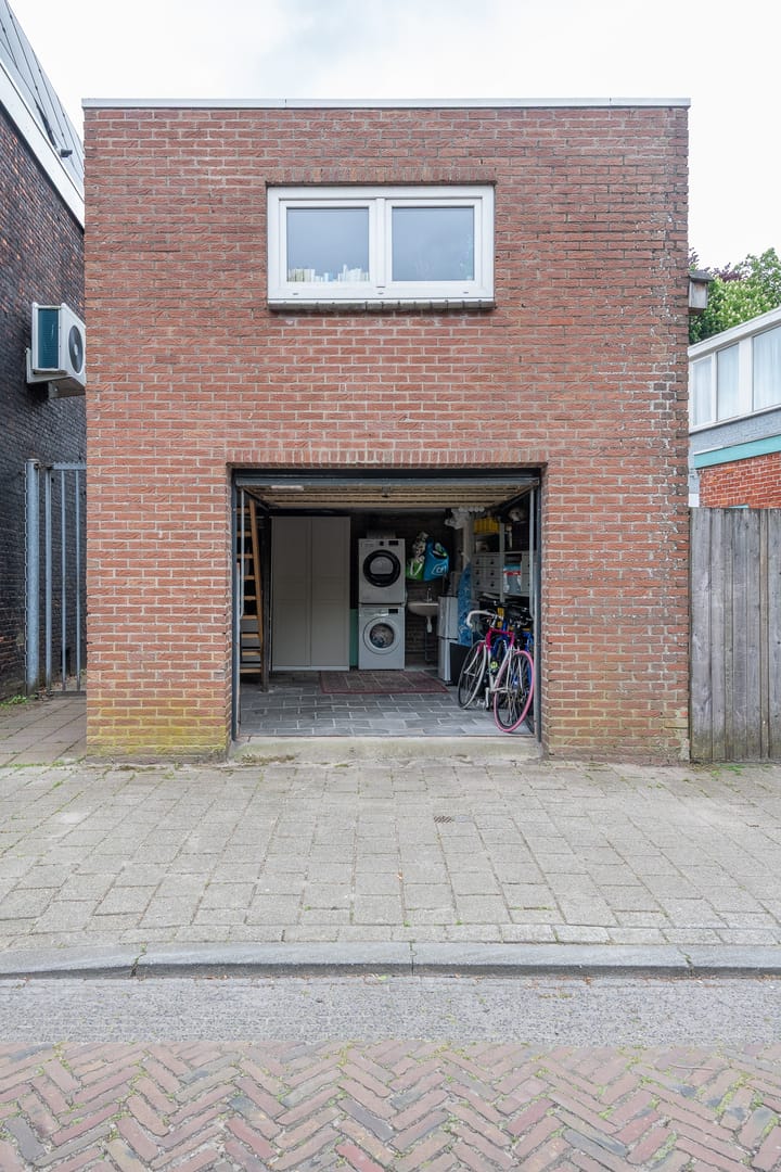 Foto 32 van Rozenlaan 51