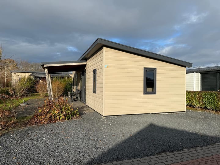 Foto 3 van Zuiderdijk 1-B12