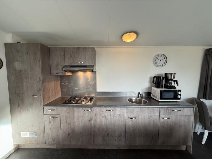 Foto 7 van Zuiderdijk 1-B12