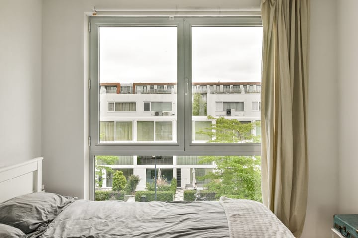 Foto 12 van Domela Nieuwenhuisstraat 92