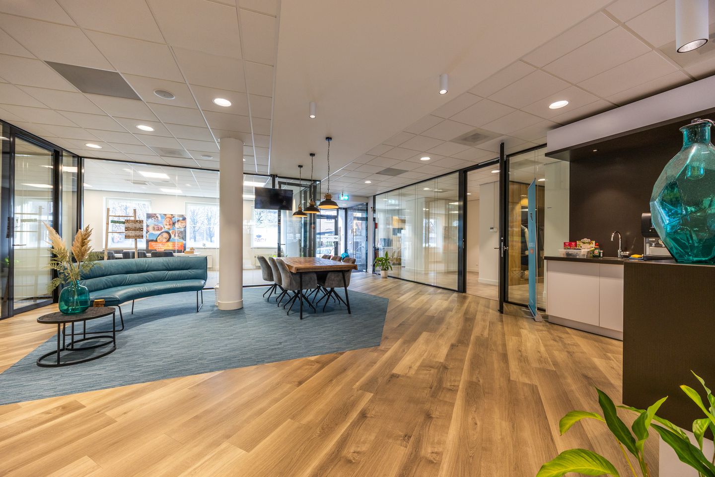 View photo 2 of Kerklaan 2