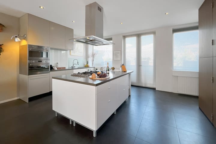 Photo 15 of Rochussenstraat 369-A