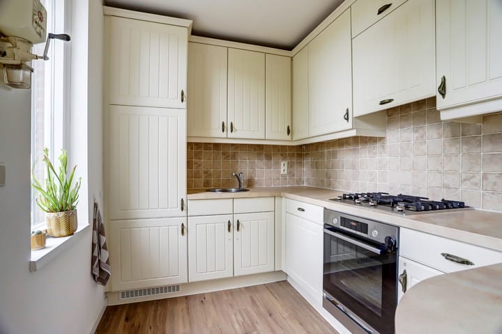 Photo 14 of Anjerstraat 1