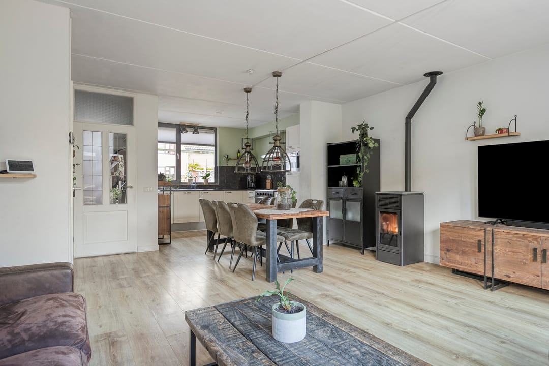 Photo 2 of Punter 49 16