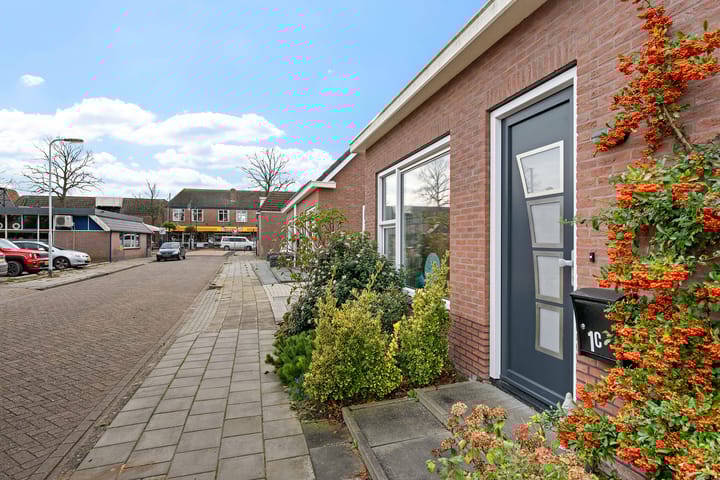 Photo 5 of van Loonstraat 1-C